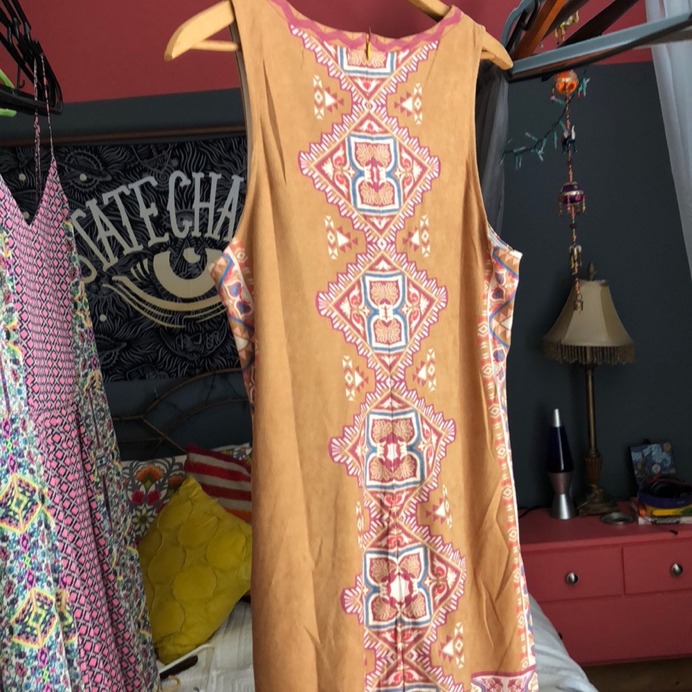 Dress - Picture 4 of 4